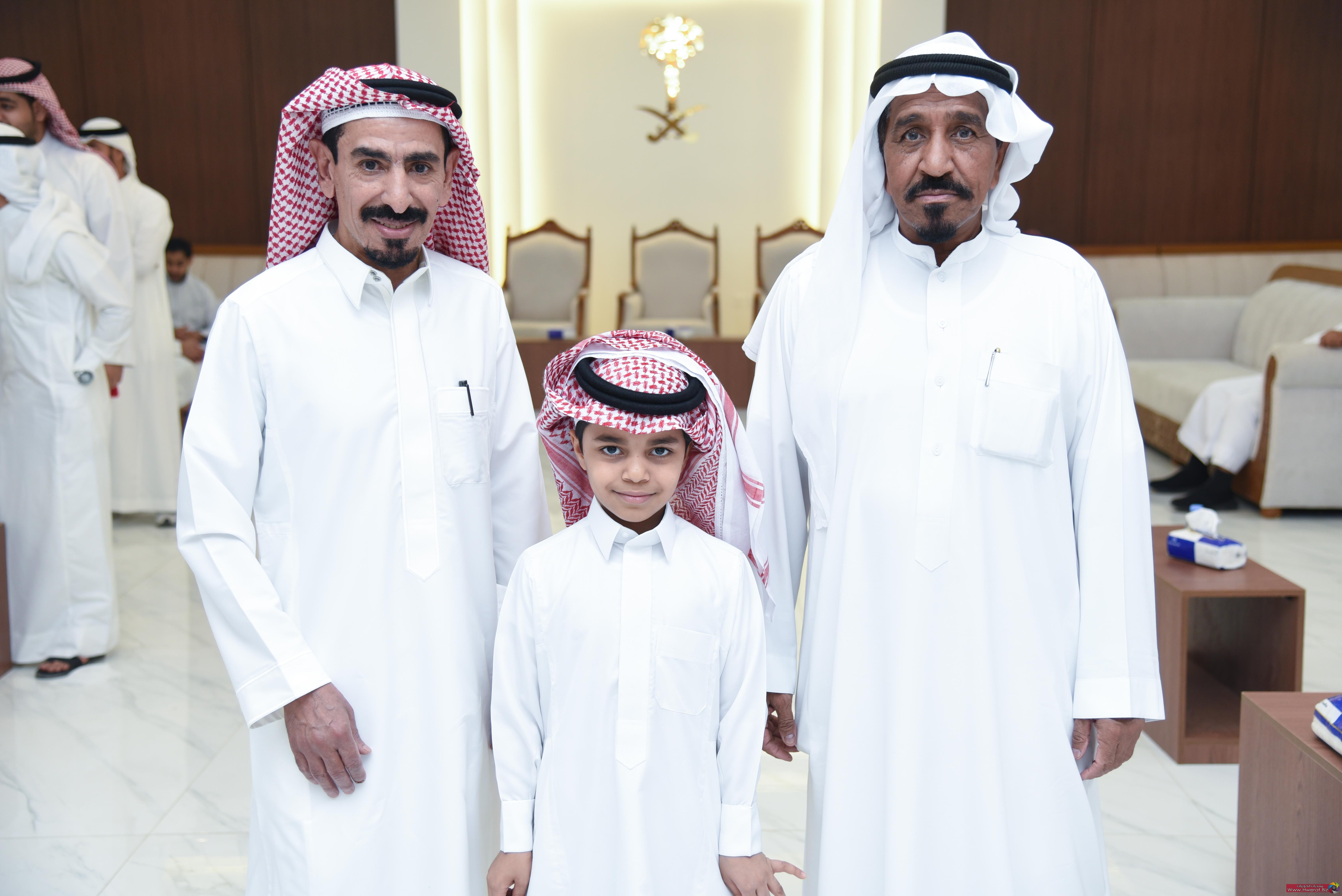 YHS_8912577f59a51efa18dd.jpg