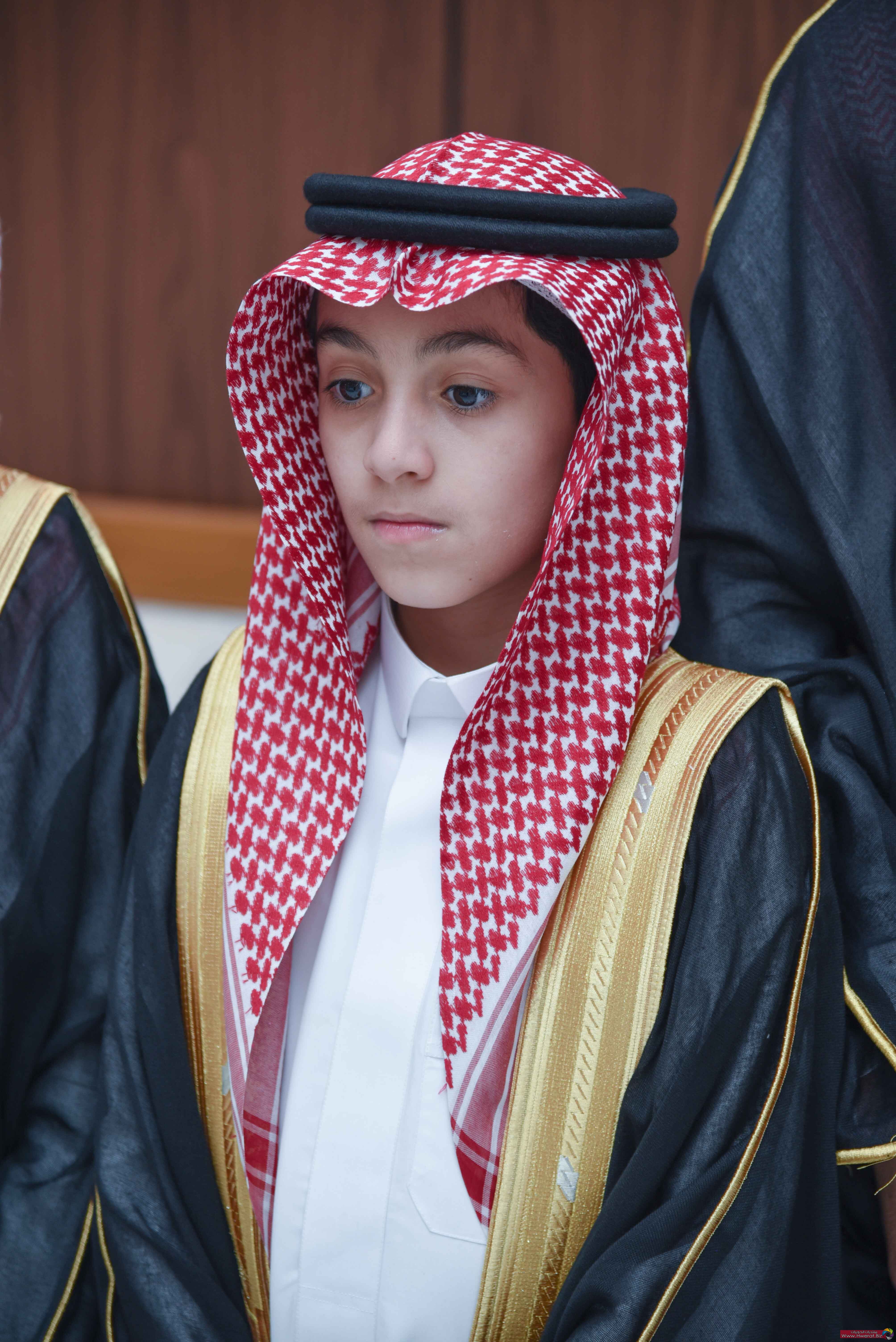 YHS_896277d873e7fa377b50.jpg